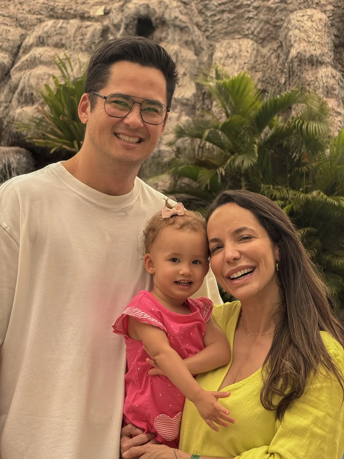 Carol Borba E Famíilia